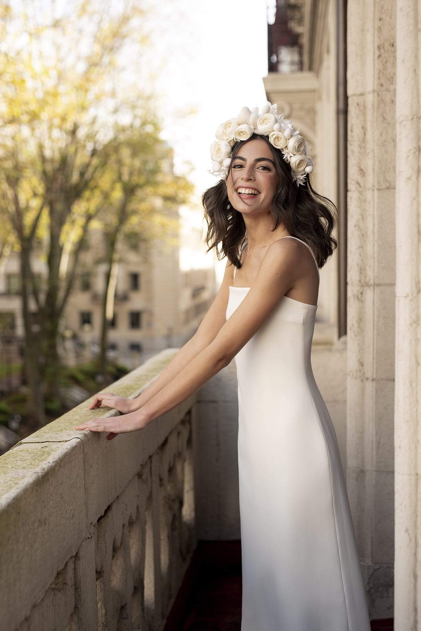 Deidre con Corona de flores | Vestido de novia | Sophie et Voilà