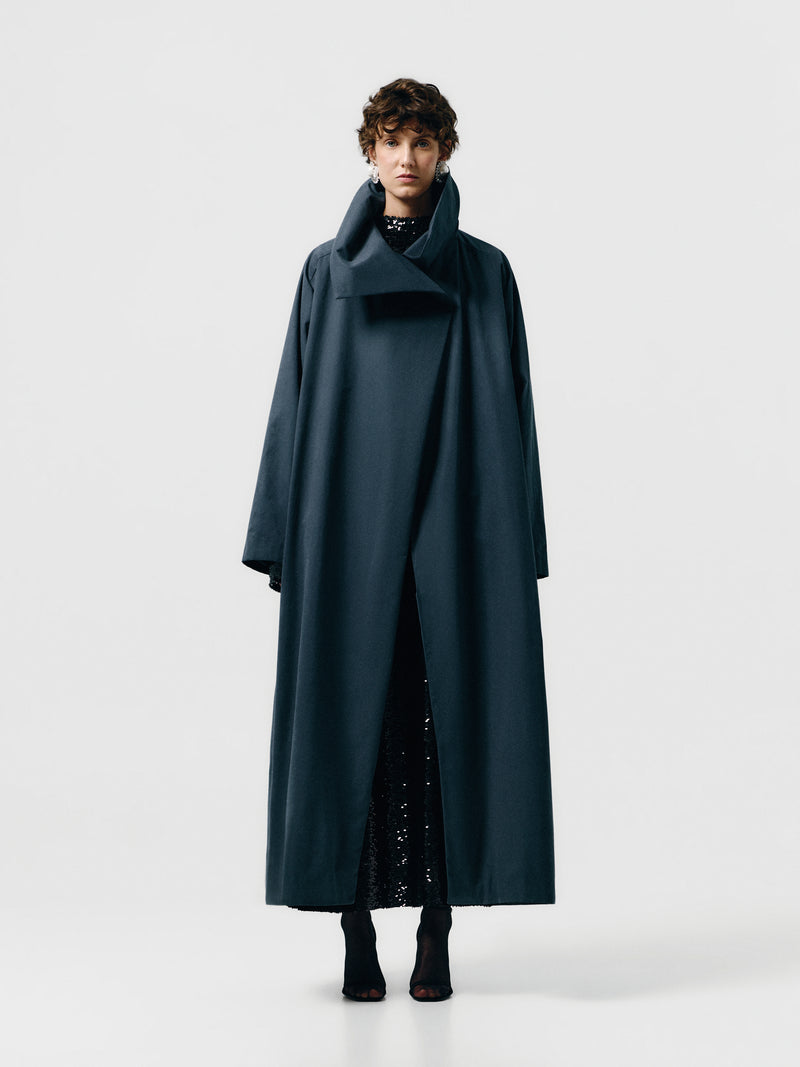 Technical oversize coat