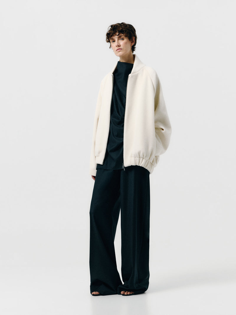 LOOK 19