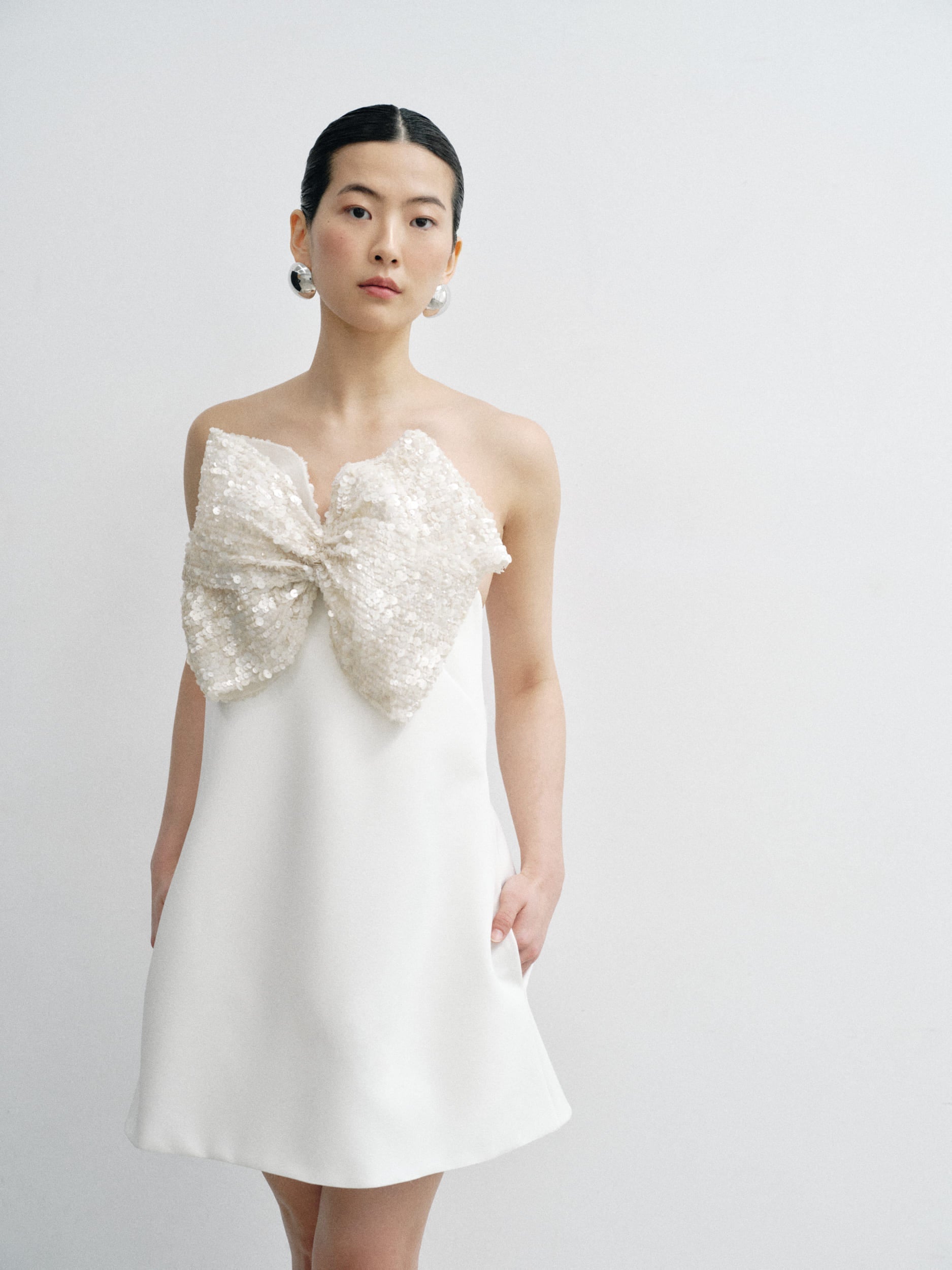 Kylie Vestido y Lazo de Paillete