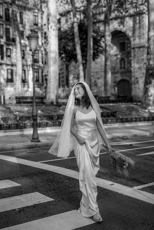 Dorotea en blanco y negro | Vestido de novia | Sophie et Voilà